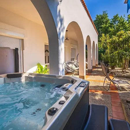 House Reina Holiday home *