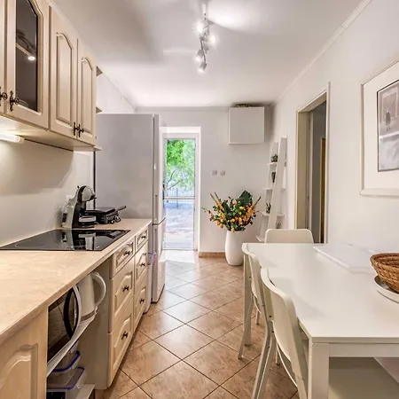Case de vacanță House Reina
