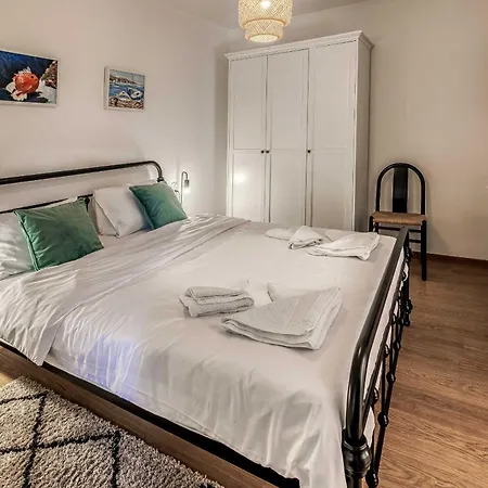 Case de vacanță House Reina *