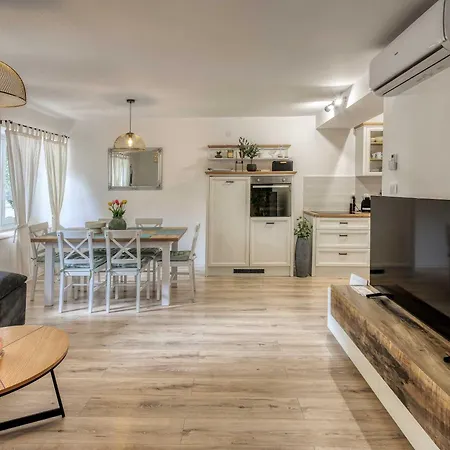 House Reina * Kraljevica